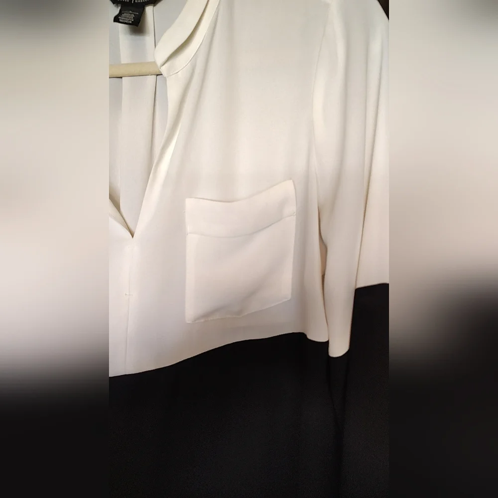 🖤 White House Black Market Contrast Blouse - Picture 2 of 6